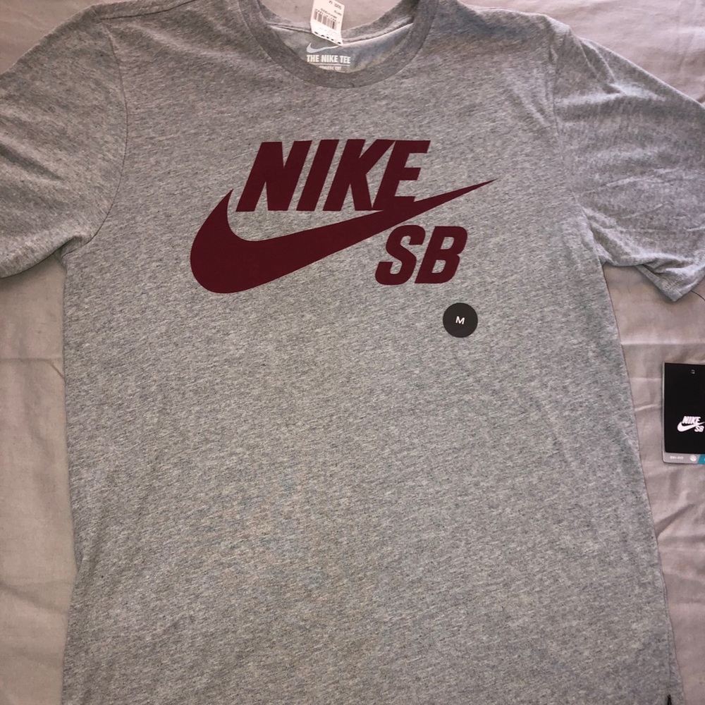 Nike SB tee